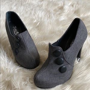 Gray high heel shoes/booties